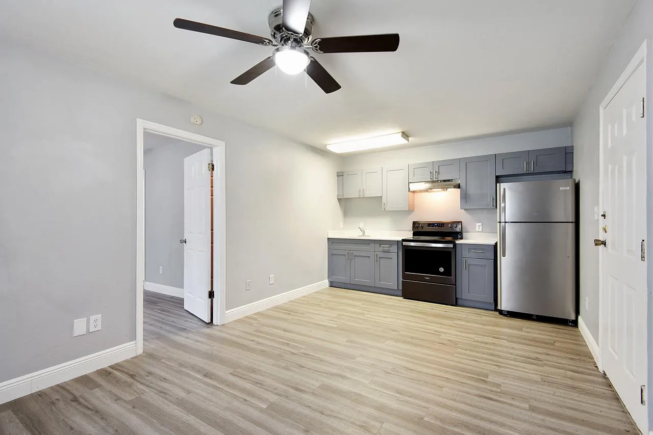 214 Columbia Drive - 1